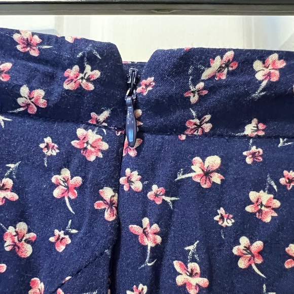 AQUA Blue Skirt with Pink Florals / Size Medium - Picture 3 of 4